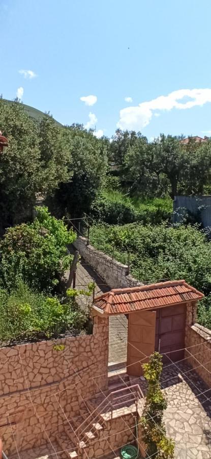 Villa Family Bitri Piqeras Экстерьер фото