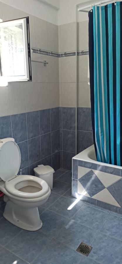 Villa Family Bitri Piqeras Экстерьер фото