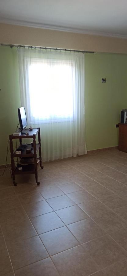 Villa Family Bitri Piqeras Экстерьер фото